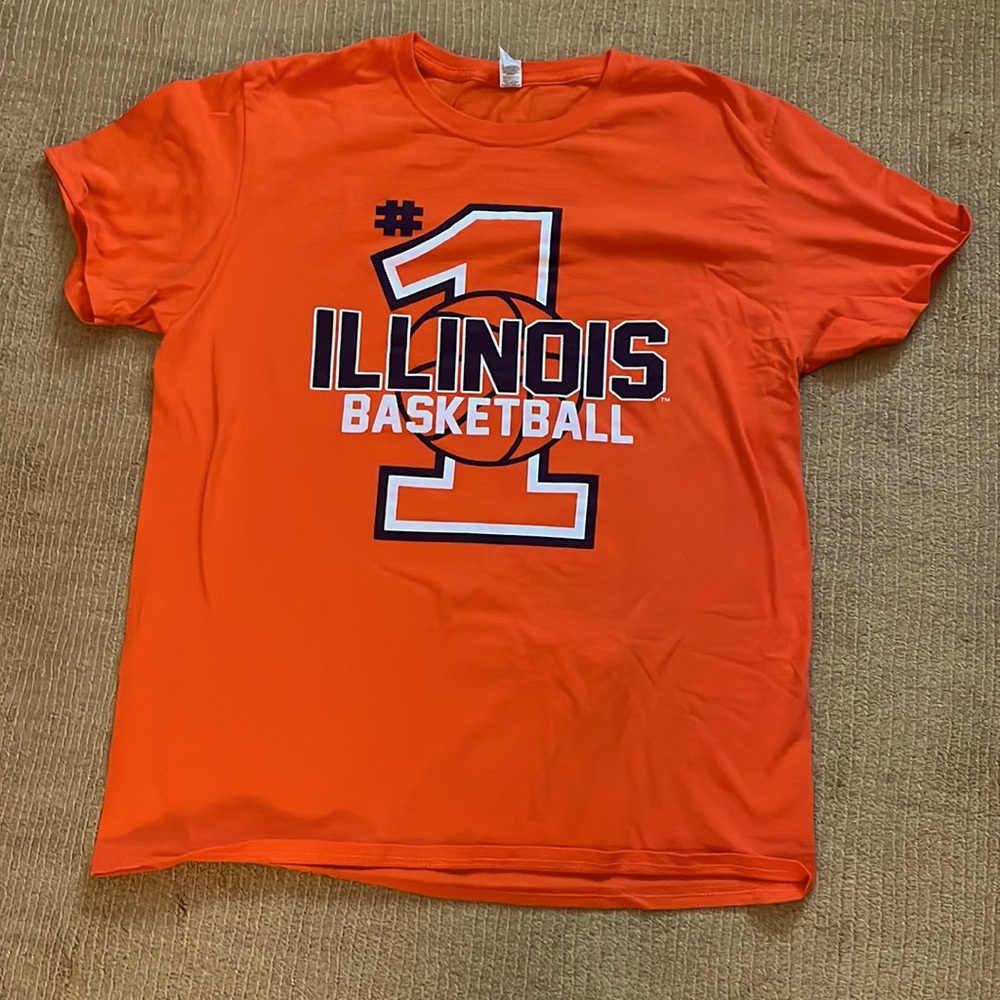 University of Illinois basketball T-shirt